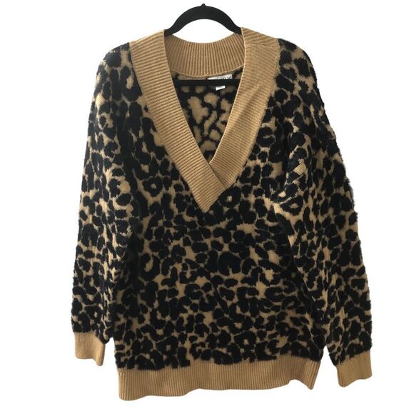 Ava & Viv Animal Print V-Neck Chunky Sweater - Picture 2 of 7